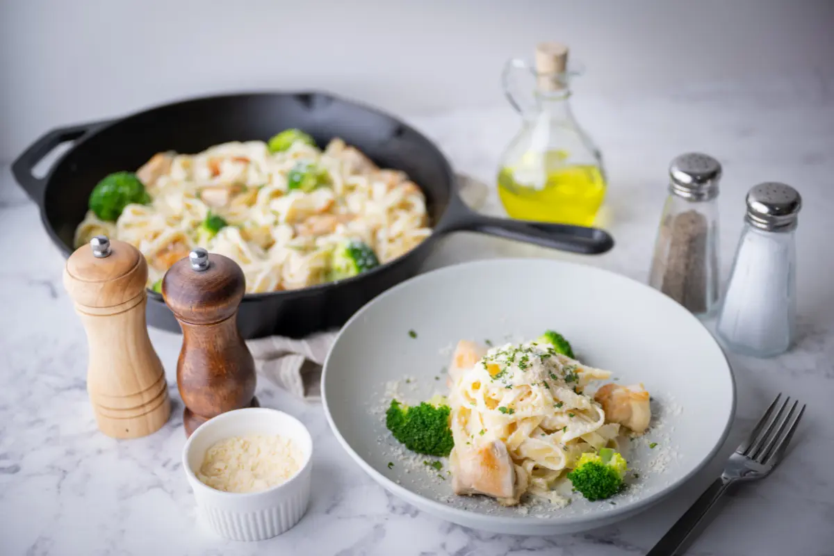 How to Make Chicken Broccoli Alfredo: A Step-by-Step Guide