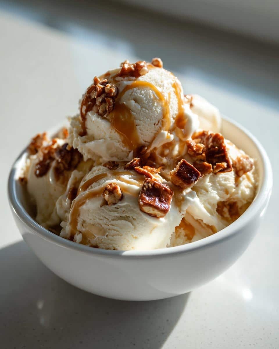 Salted Caramel Pretzel Ice Cream - detail 1