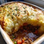 Shepherd's Pie with Garlic Mashed Potato Topping