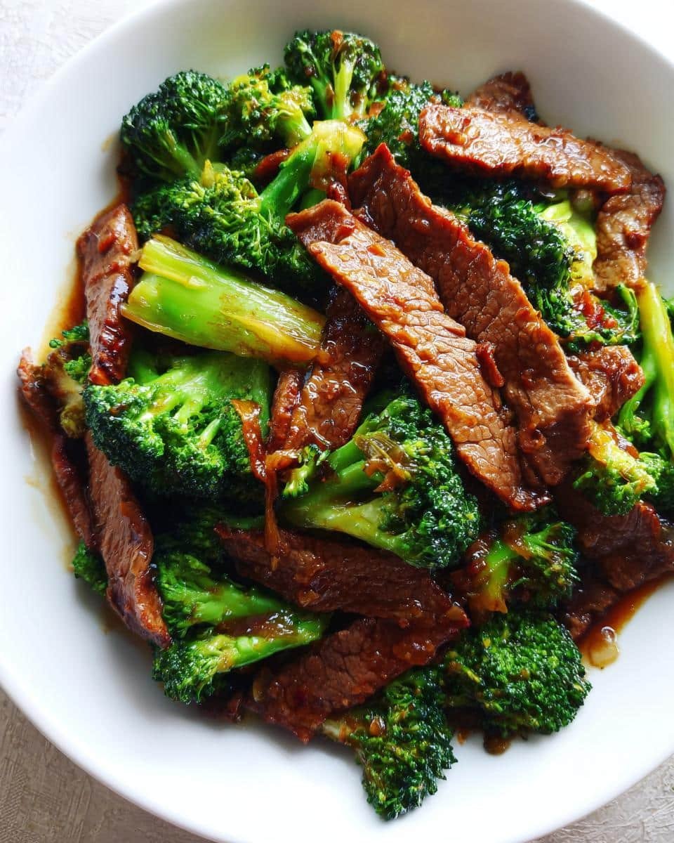 20-Minute Beef and Broccoli Stir-Fry with Irresistible Low-Carb Sauce