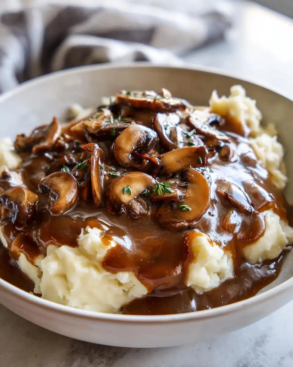 Vegan gravy mushroom for mashed potatoes