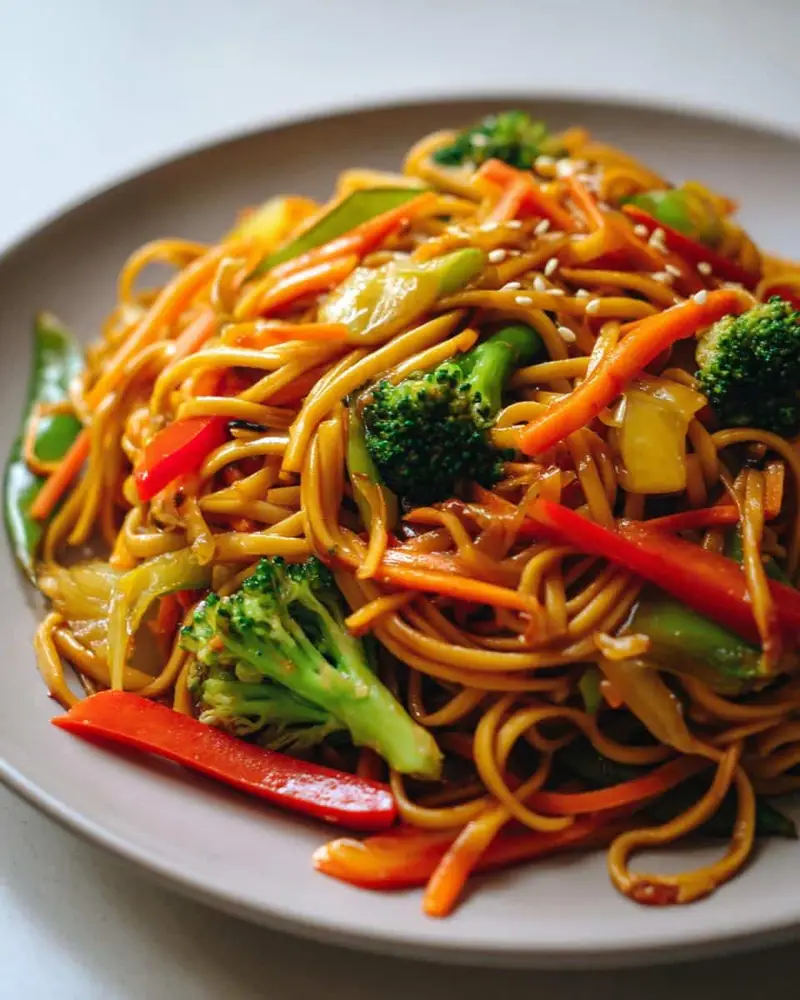 Irresistible Vegetable Lo Mein Ready in Just 30 Minutes